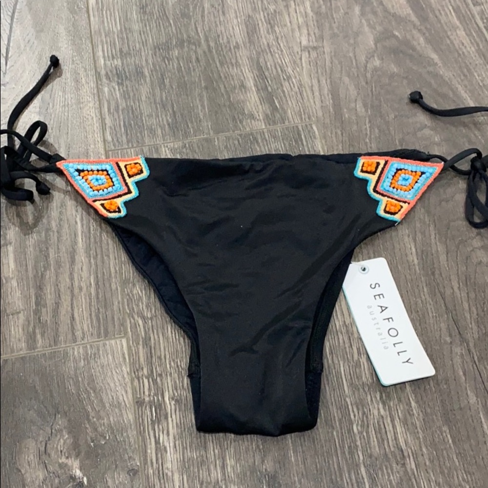 Medium / Large Australian Black Bikini Bottoms NWT